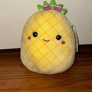 Original Squishmallow (Maui) 8”